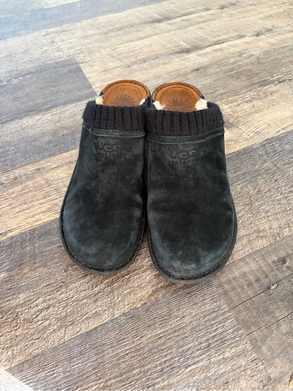 UGG Australia Gael Black Suede Knit Cuff Wedge Mule Clogs Women's Size 9